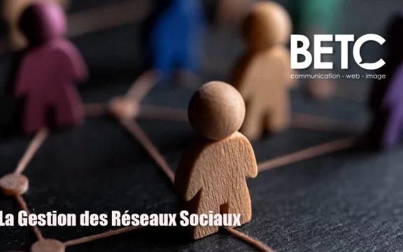 La Gestion des Réseaux Sociaux: Stratégies et Bonnes Pratiques pour une Présence Digitale Efficace